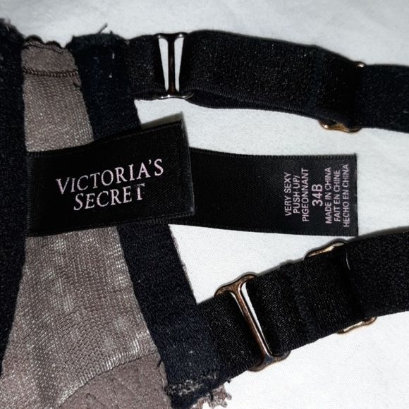 Victoria's Secret Very Sexy‎ Push Up Cage Strap Bra - Picture 6 of 8